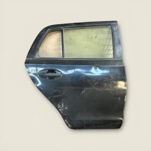 Puerta trasera derecha TOYOTA URBAN CRUISER