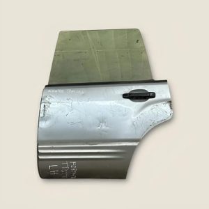Puerta trasera izquierda SUBARU FORESTER