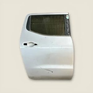 Puerta trasera derecha NISSAN NP300